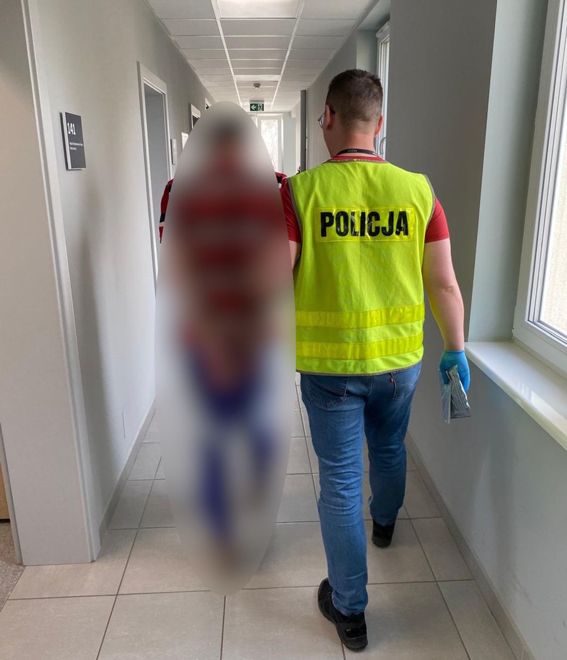 Koniec rodzinnej ucieczki przed prawem. 40-latek z amfetaminą, synowie do poprawczaka Koniec rodzinnej ucieczki przed prawem. 40-latek z amfetaminą, synowie do poprawczaka