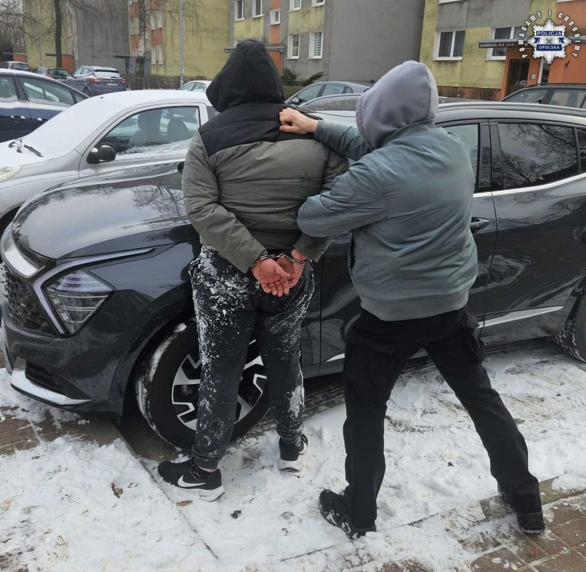 Koniec sześcioletniej ucieczki. Wpadł, bo wrócił do Polski po randce w Czechach Koniec sześcioletniej ucieczki. Wpadł, bo wrócił do Polski po randce w Czechach