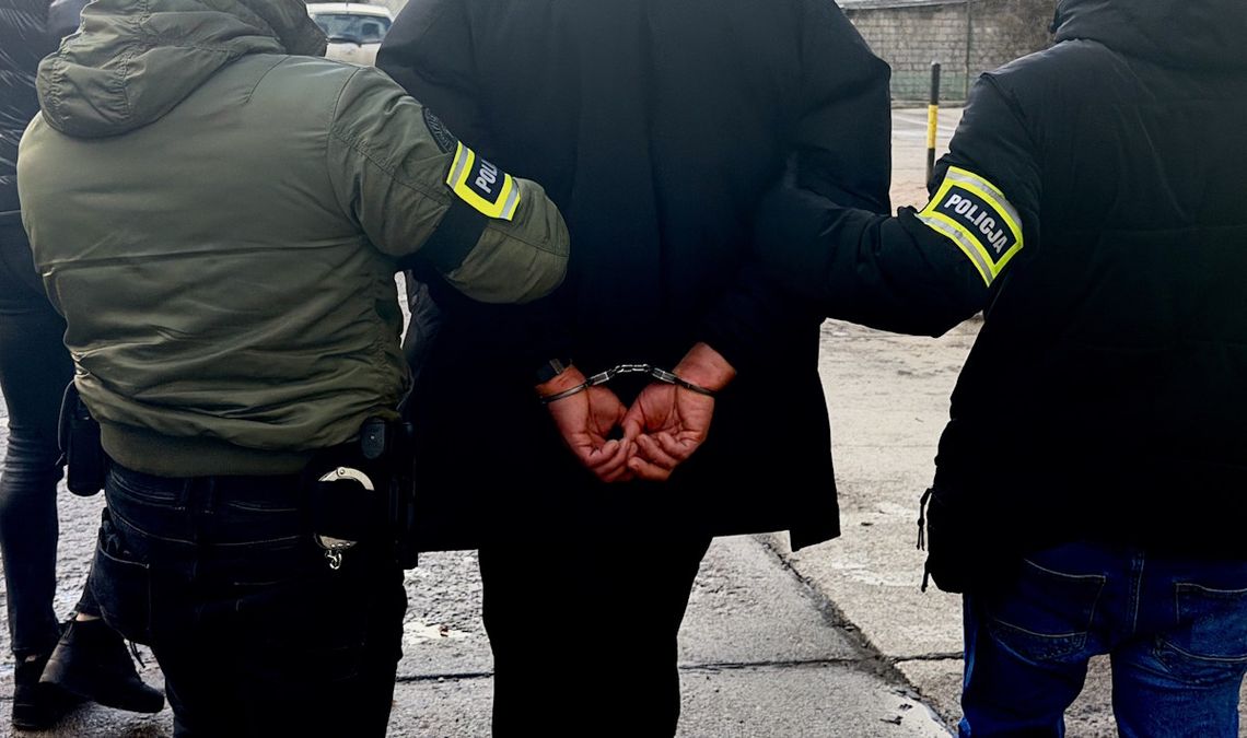 Koniec wolności dla złodziei biżuterii. Policja rozbiła grupę po dwóch miesiącach śledztwa Koniec wolności dla złodziei biżuterii. Policja rozbiła grupę po dwóch miesiącach śledztwa