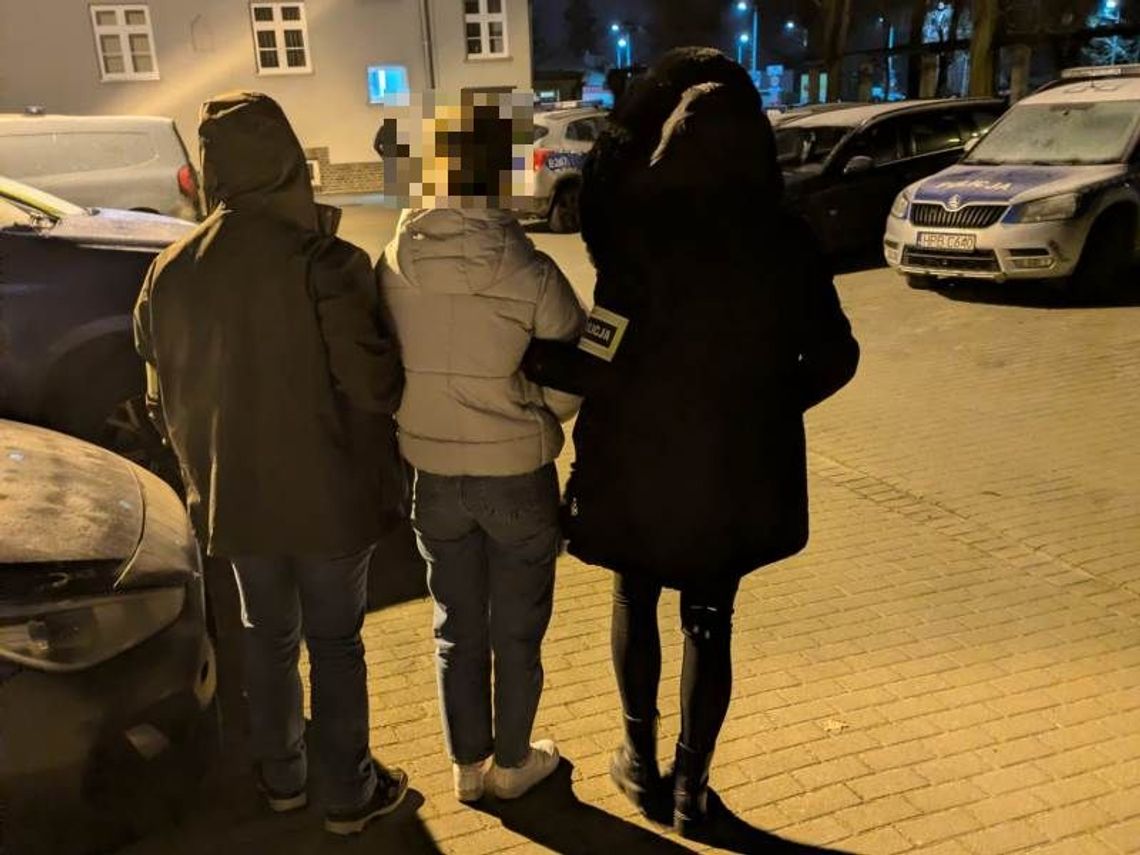 Kosmetyczki okradły szefów na blisko 200 tysięcy. Opłaty trafiały do nich, zamiast na konto firmy