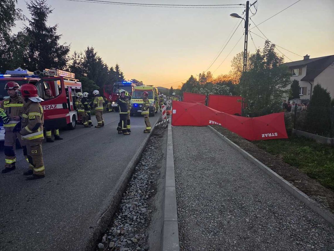 Koszmarny finał zderzenia Hondy z Iveco. 32-letni motocyklista zginął na miejscu Koszmarny finał zderzenia Hondy z Iveco. 32-letni motocyklista zginął na miejscu