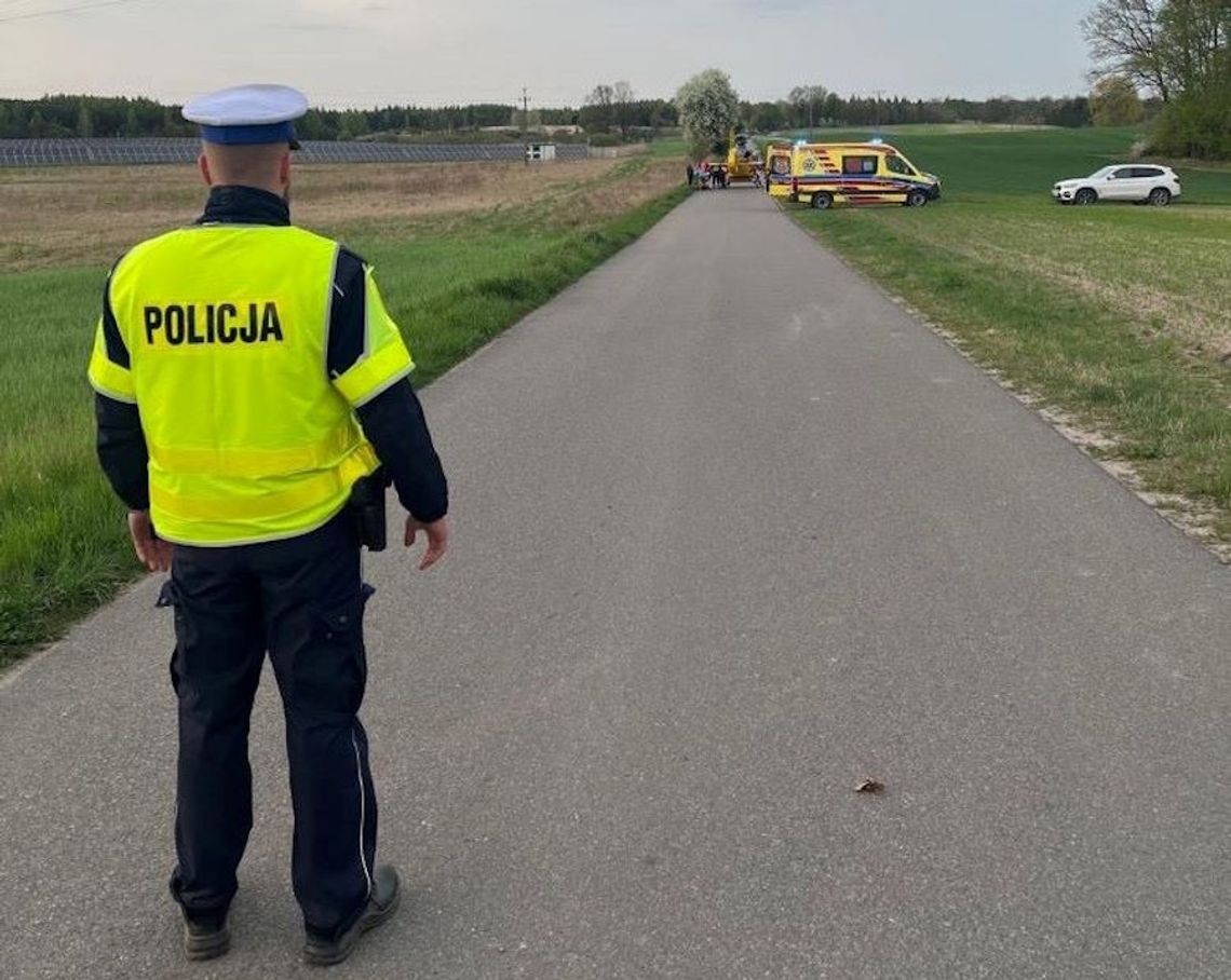 Koszmarny wypadek motocyklisty. Manetka gazu zacięła się, 36-latek z impetem wjechał w drzewo