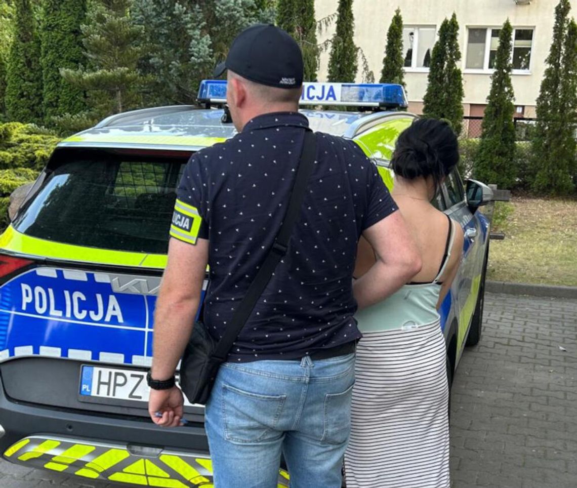 Kradzież pierścionka z brylantem wartego 17 tysięcy złotych. Sprawczynią okazała się sprzątaczka Kradzież pierścionka z brylantem wartego 17 tysięcy złotych. Sprawczynią okazała się sprzątaczka