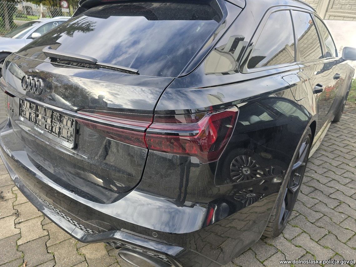 Kradzione audi RS6 za ponad 600 tysięcy odnalezione w warsztacie. Złodziej wpadł na terenie Niemiec Kradzione audi RS6 za ponad 600 tysięcy odnalezione w warsztacie. Złodziej wpadł na terenie Niemiec