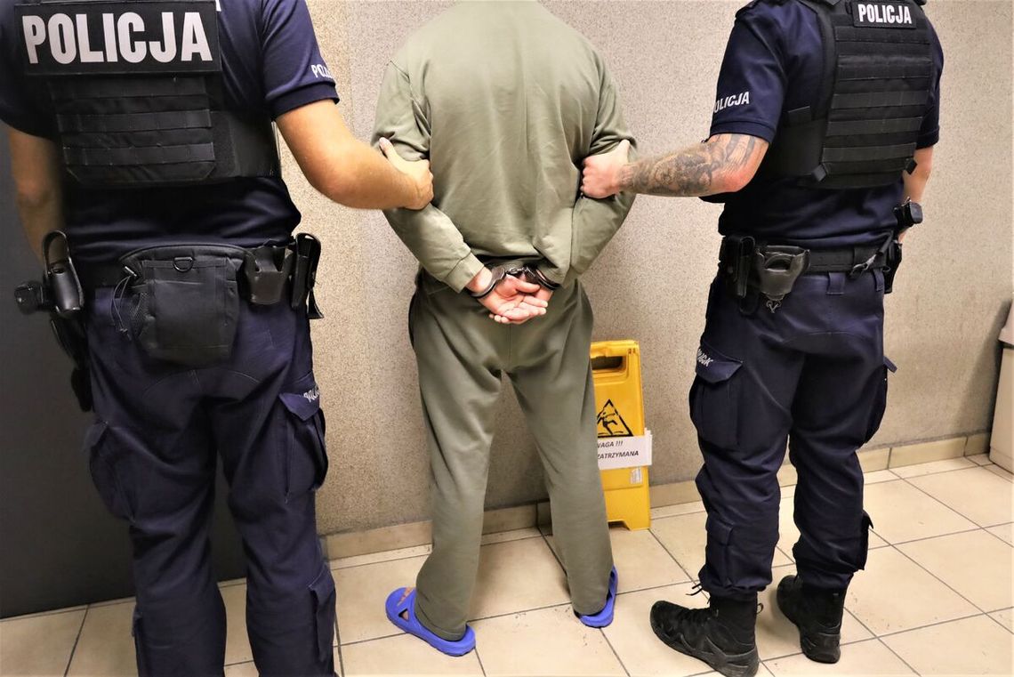 Krwawa awantura przy stacji paliw. 27-latek aresztowany za napaść z użyciem noża na cztery osoby