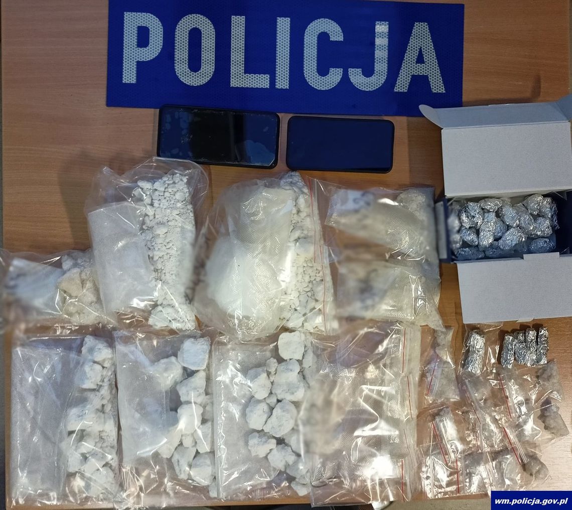 Kryminalni kompletnie zaskoczyli 38-latka. W mieszkaniu ukrywał narkotyki warte 200 tysięcy złotych