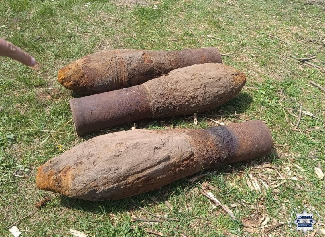 Kupił działkę ze starą szopą. Okazało się, że stoi na pociskach rakietowych. Akcja policji i saperów