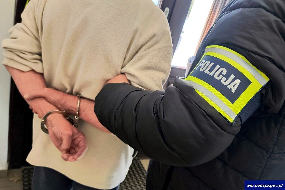 Lekarz i psycholożka zatrzymani przez policję. W zamian za łapówki wystawiali orzeczenia bez badań Lekarz i psycholożka zatrzymani przez policję. W zamian za łapówki wystawiali orzeczenia bez badań