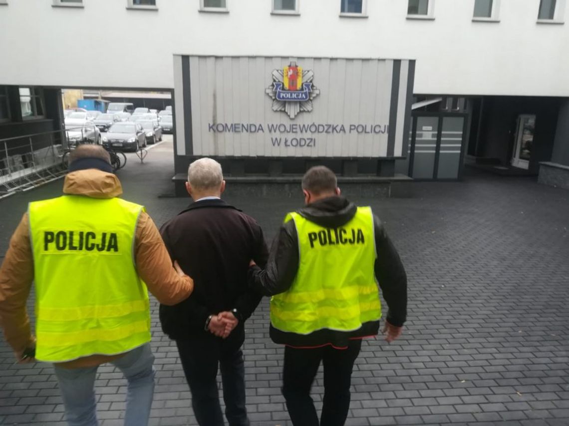 Lekarz sądowy zatrzymany przez policję. Za pieniądze, perfumy i alkohol wystawiał lewe zaświadczenia