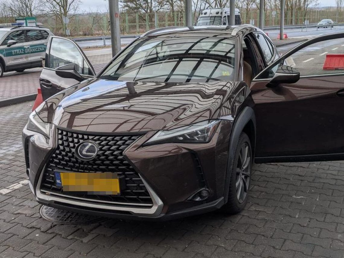 Lexus za 150 tysięcy odzyskany w kilka godzin. Straż Graniczna pokrzyżowała plany złodzieja