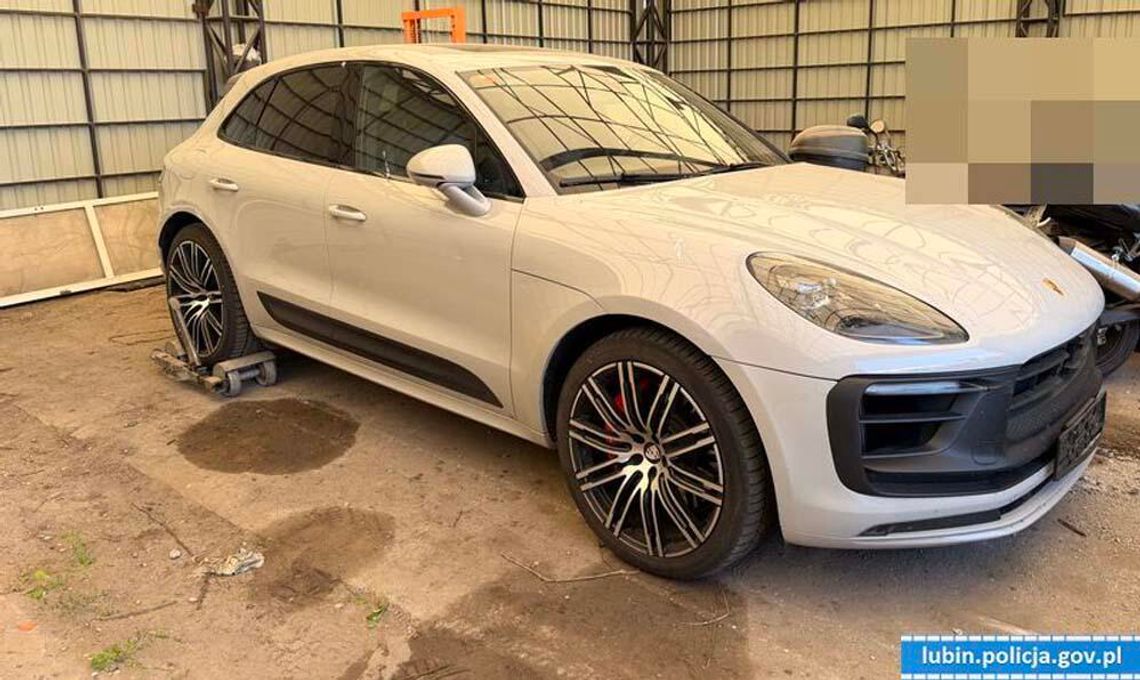 Luksusowe Porsche skradzione we Włoszech odnalazło się w Lubinie. Policja zatrzymała pasera Luksusowe Porsche skradzione we Włoszech odnalazło się w Lubinie. Policja zatrzymała pasera