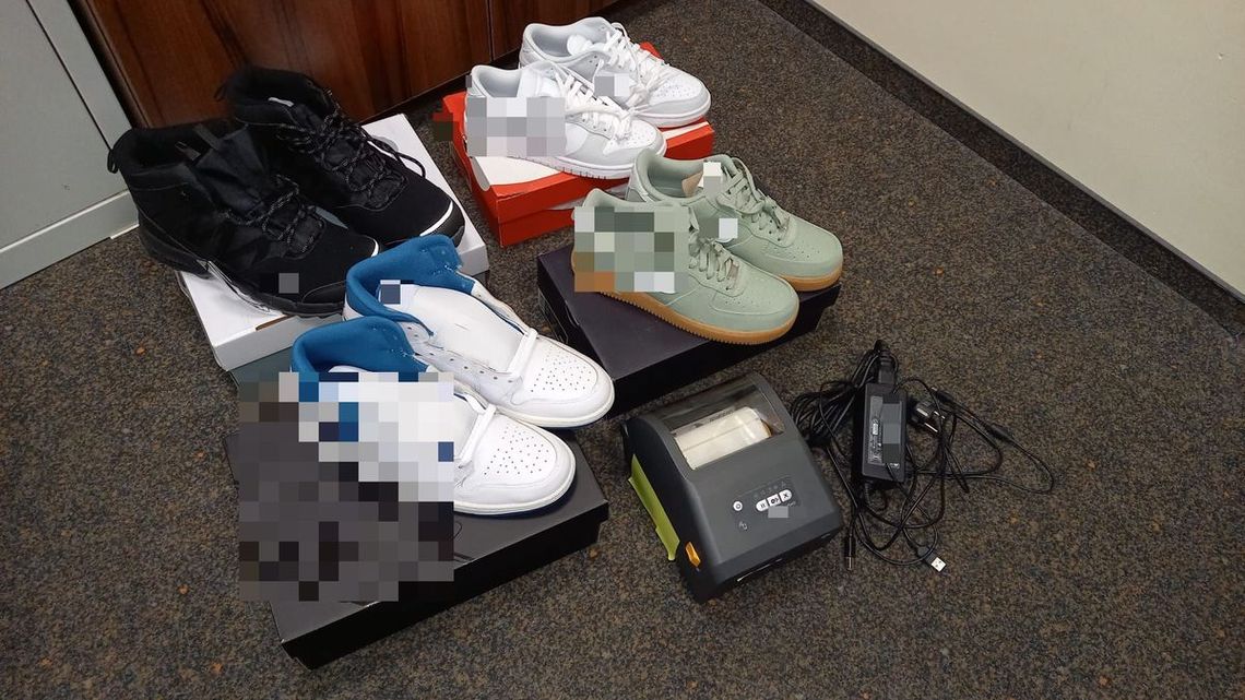 Magazynier w sortowni paczek miał słabość do markowych butów. Wyjaśniło się, dlaczego paczki nie dotarły do właścicieli