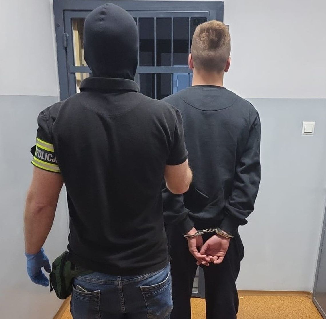 Makabryczna zbrodnia na placu zabaw. 20-latkowie śmiertelnie pobili swojego kolegę