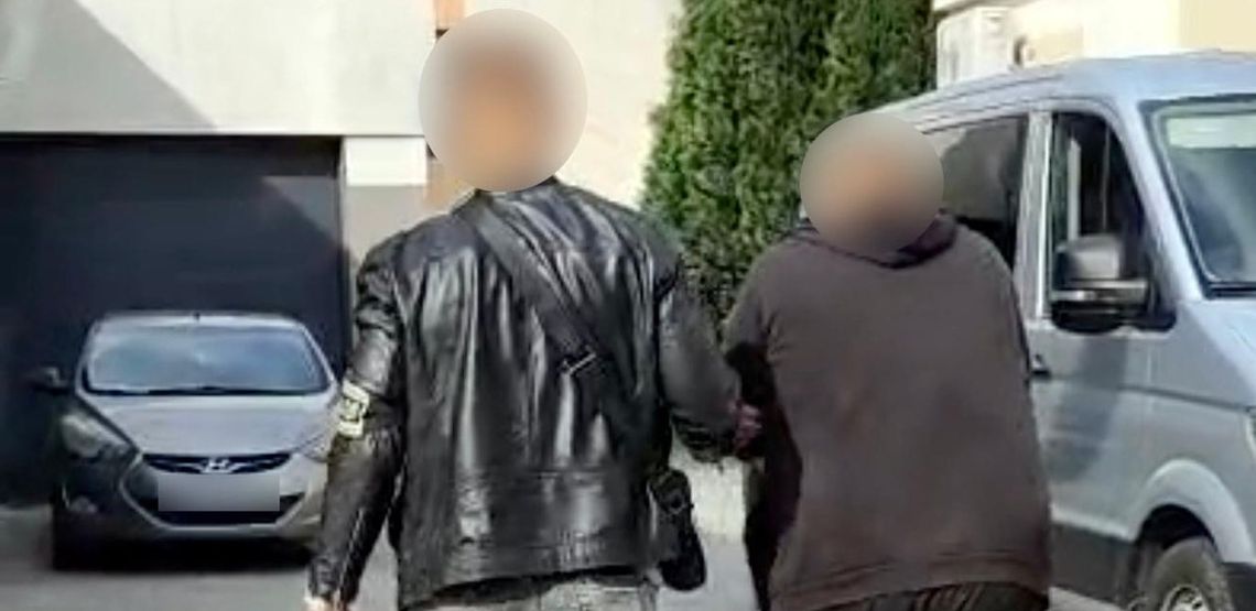 Małżeństwo handlowało narkotykami na dużą skalę. Podczas zatrzymania 37-latek uderzył policjanta