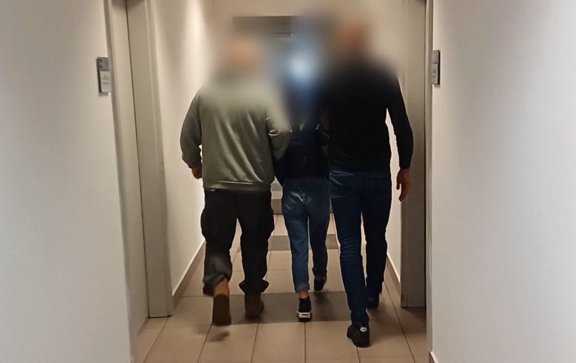 Matka i jej partner znęcali się nad 20-miesięczną dziewczynką. Dziecko trafiło do szpitala Matka i jej partner znęcali się nad 20-miesięczną dziewczynką. Dziecko trafiło do szpitala