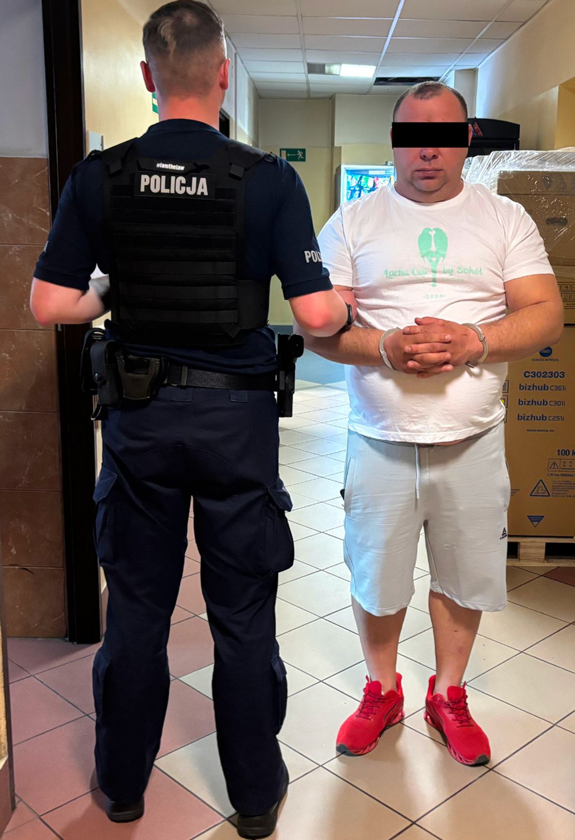Matka z 6-letnią córką uciekły przed pijanym agresorem. Ukrainiec ma zakaz zbliżania się do domu