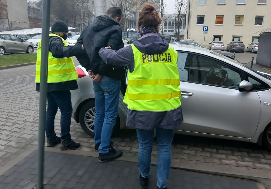 Matka znalazła rozkładające się zwłoki córki. Konkubent udusił ją i porzucił ciało w mieszkaniu