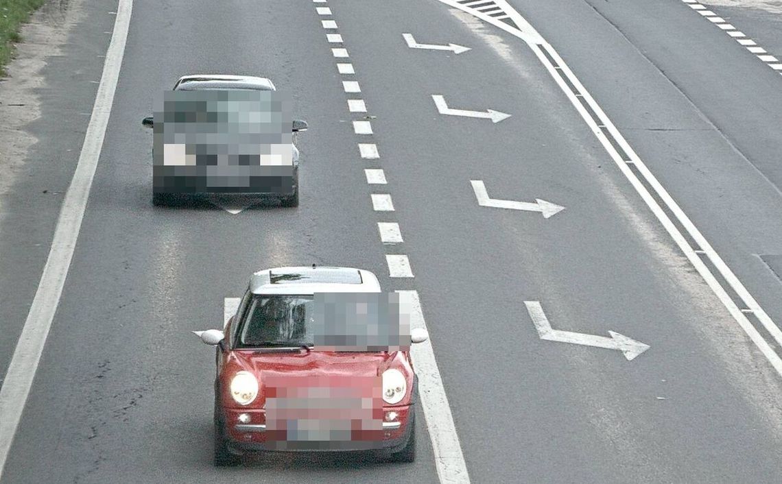 Miał gdzieś sądowe zakazy prowadzenia i dalej wsiadał za kółko. Mężczyzna usłyszał 30 zarzutów Miał gdzieś sądowe zakazy prowadzenia i dalej wsiadał za kółko. Mężczyzna usłyszał 30 zarzutów