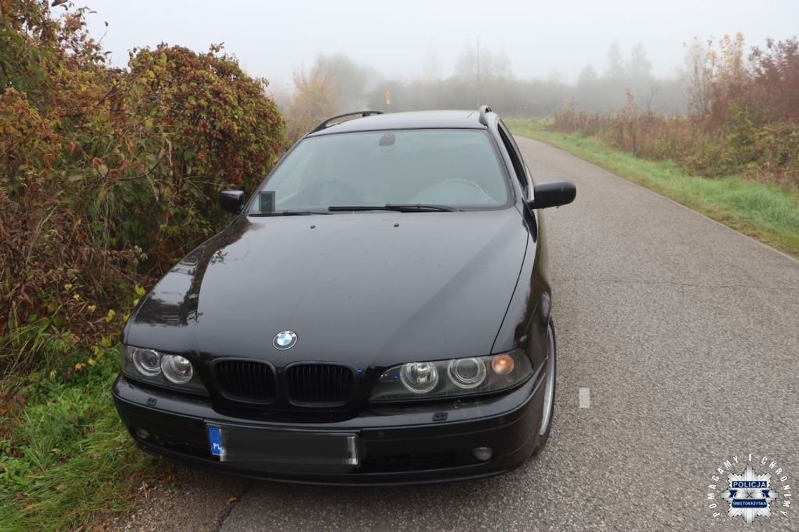 Miał już zakaz prowadzenia, ale założył tablice z innego auta i dalej jeździł. Kierowca BMW zatrzymany Miał już zakaz prowadzenia, ale założył tablice z innego auta i dalej jeździł. Kierowca BMW zatrzymany