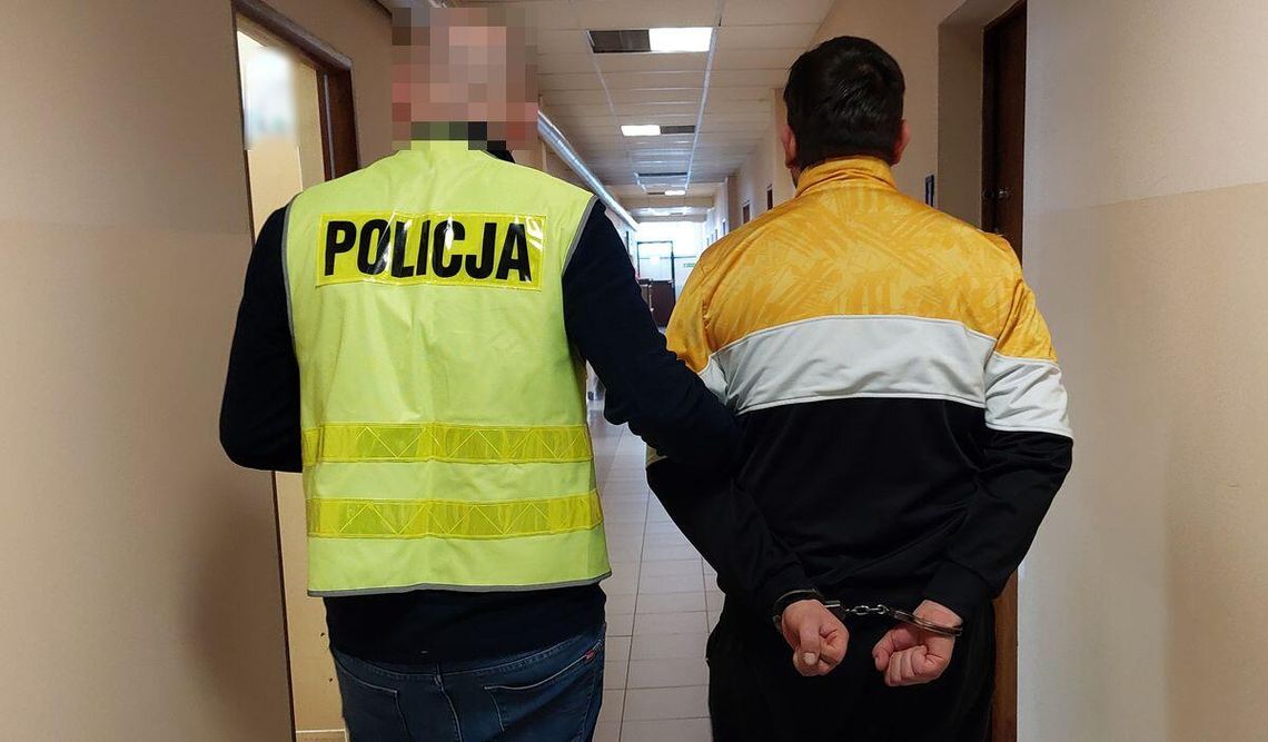 Miał w domu prawie kilogram amfetaminy. Po nalocie kryminalnych 39-latek trafił do aresztu