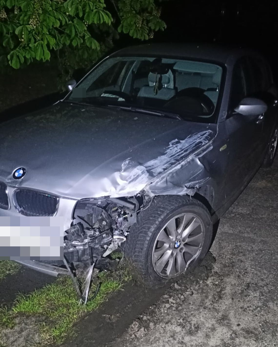 Miała ponad dwa promile, tłumaczyła, że wypiła tylko "piwko". Kobieta wjechała BMW w mercedesa