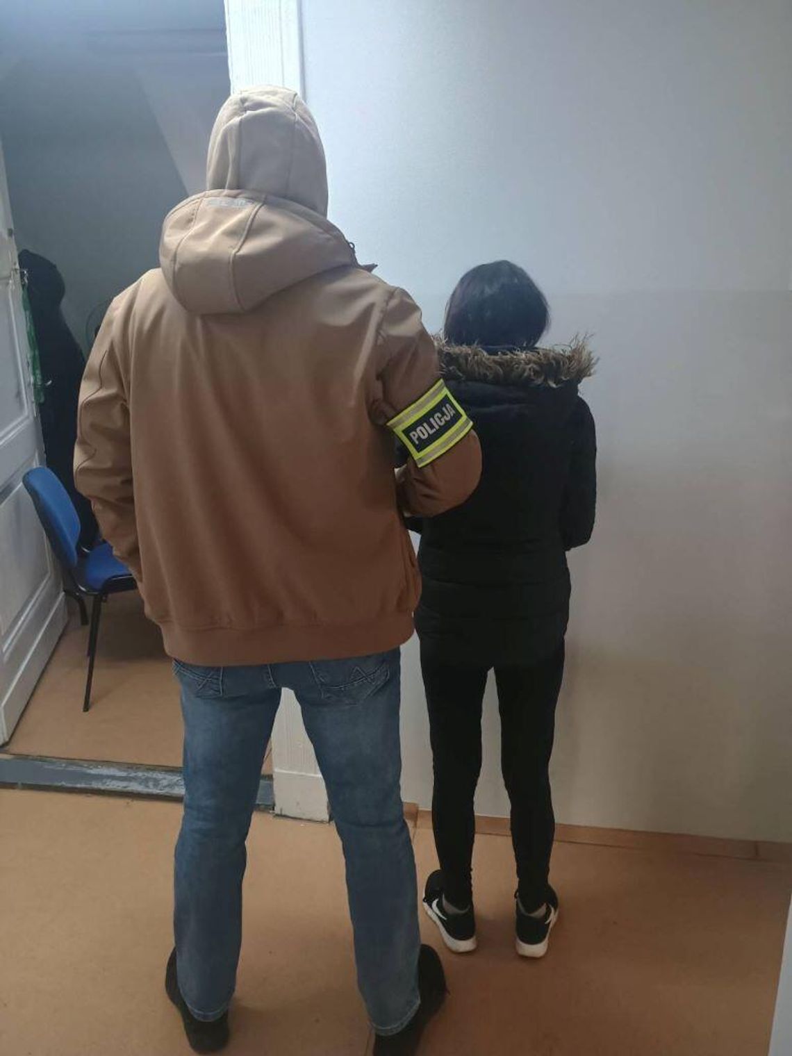 Miała tylko posprzątać, ale zobaczyła portfel i nie mogła się powstrzymać. 45-latka odpowie za kradzież Miała tylko posprzątać, ale zobaczyła portfel i nie mogła się powstrzymać. 45-latka odpowie za kradzież