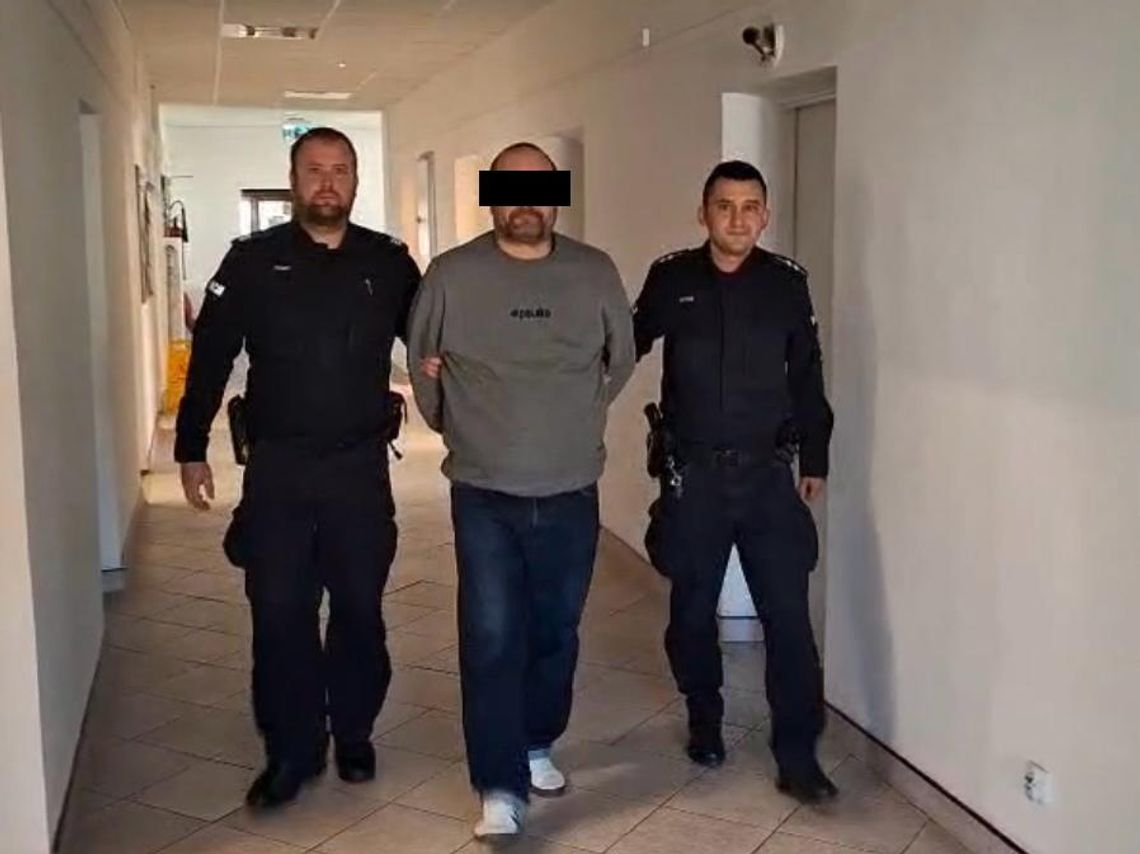 Mógł już zapomnieć o tamtej robocie, ale policjanci pamiętali. Mężczyzna odpowie za włamanie sprzed 23 lat