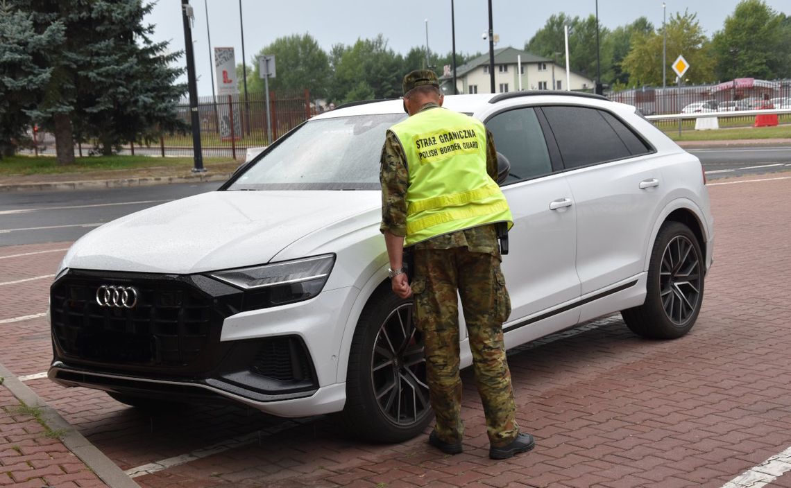 Mołdawianin chciał wyjechać z Polski skradzionym audi wartym ponad pół miliona złotych