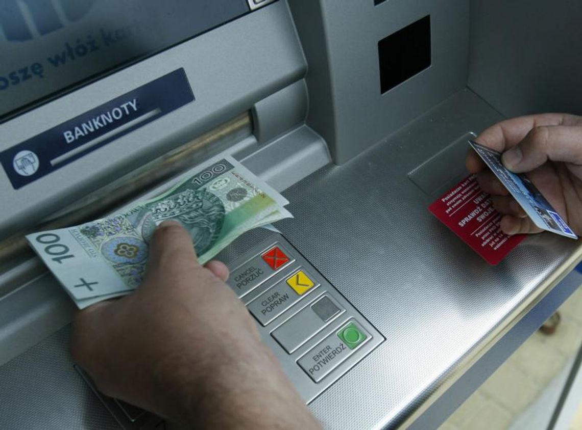 Myślała, że pomaga ciotce. 16-latka przekazała dwa kody BLIK i straciła ponad 2 tysiące złotych