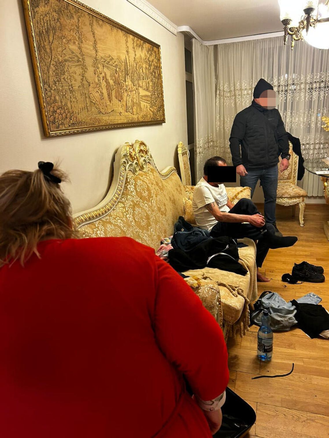 Myślała, że ratuje wnuka, straciła 120 tysięcy. Recydywiści wpadli w ręce kryminalnych