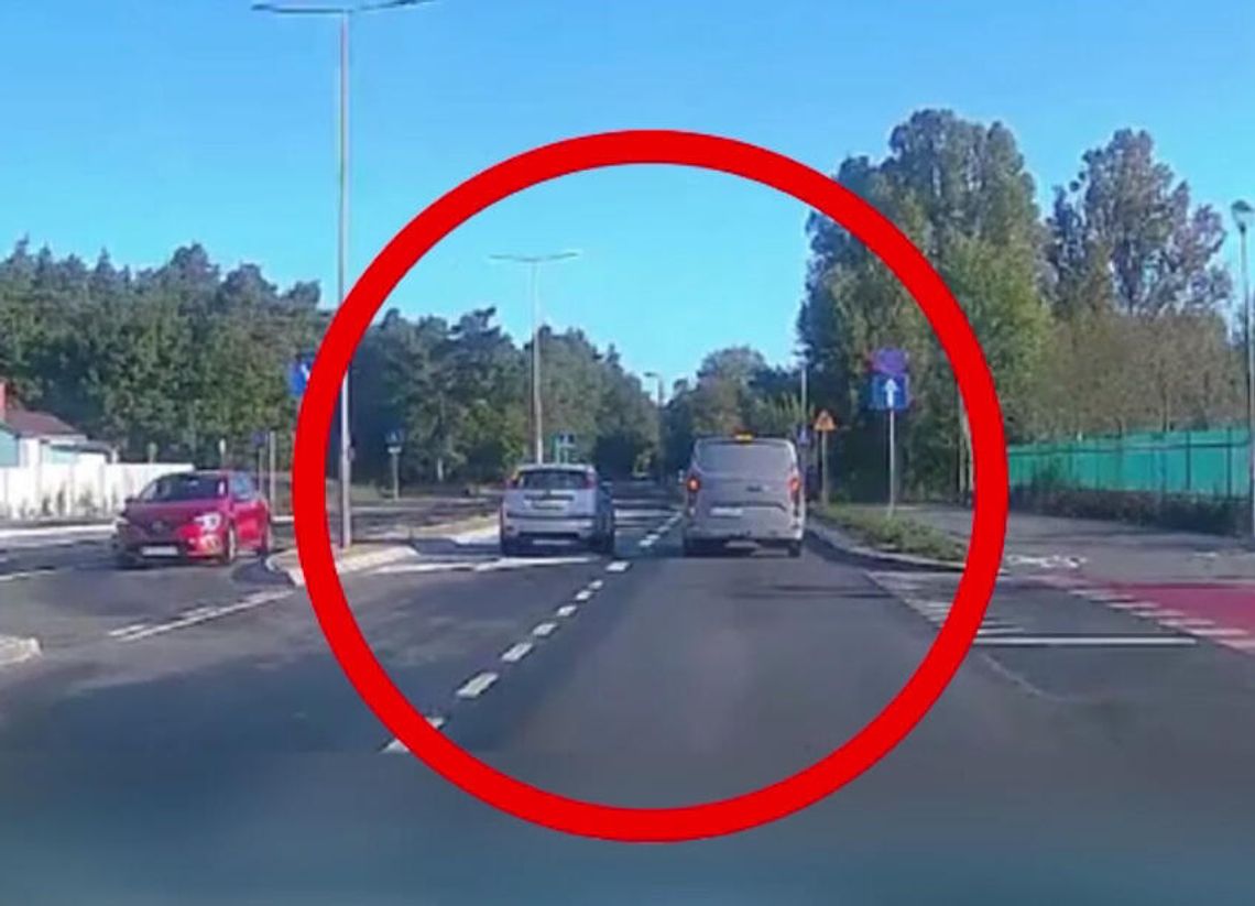 Na pasy wchodził pieszy z psem, a on zaczął wyprzedzać. Mogło dojść do tragedii