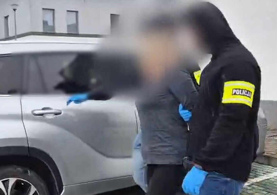 Na zakrapianej imprezie u sąsiada wbiła partnerowi nóż w klatkę. Potem zamknęła się z dzieckiem w mieszkaniu