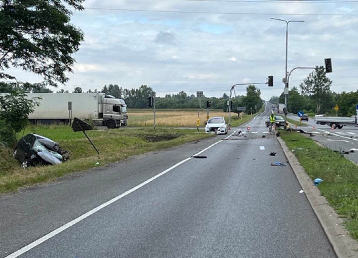 Naćpany 21-latek rozbił auto w rowie. Ciężko ranna została 15-letnia pasażerka