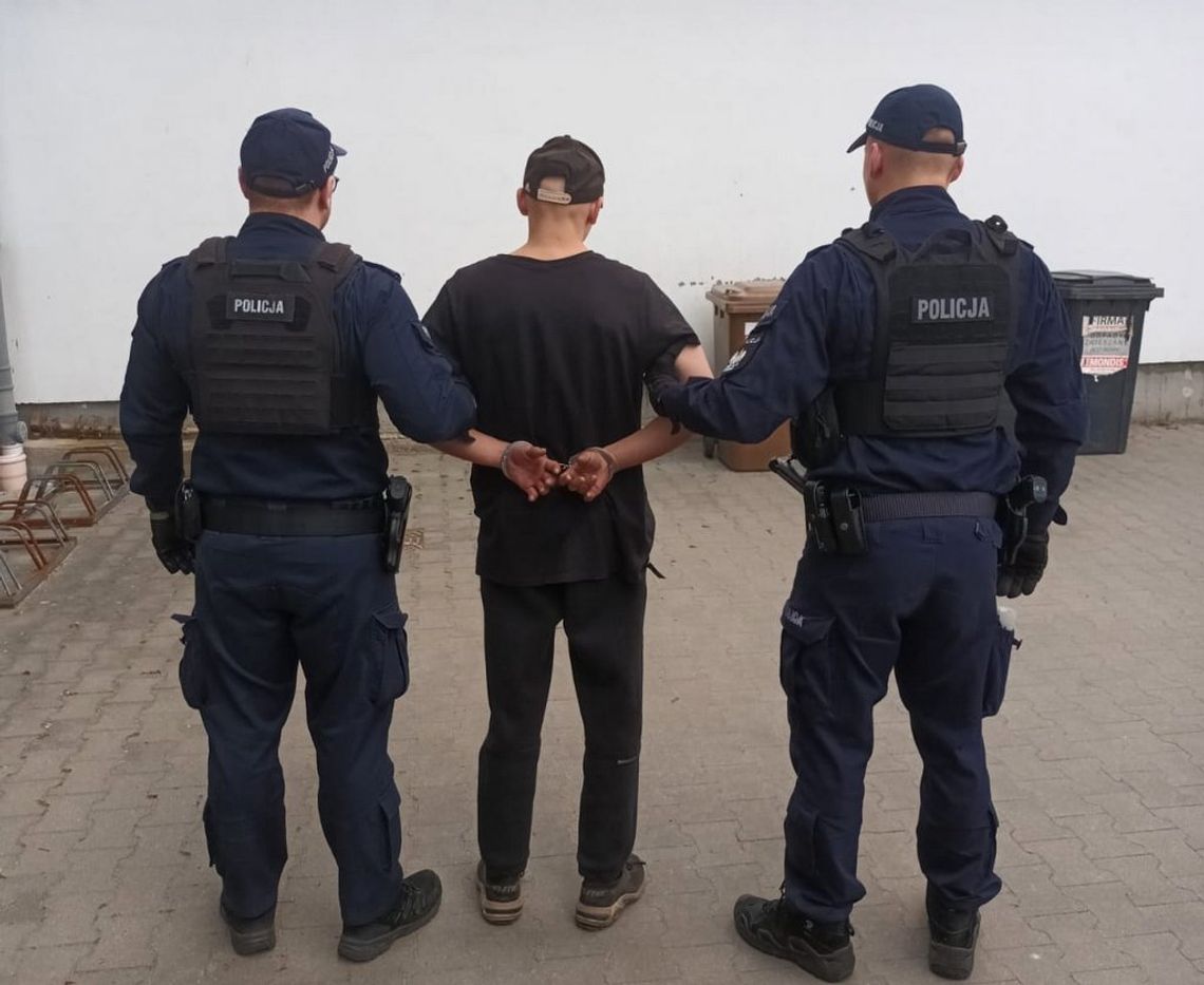 Naćpany 22-latek wjechał w 18-osobową grupę dzieci na chodniku. Dwie osoby zostały ranne