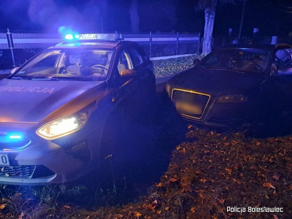 Naćpany 37-latek w audi uciekał policji. Pościg zakończył się zderzeniem z radiowozem Naćpany 37-latek w audi uciekał policji. Pościg zakończył się zderzeniem z radiowozem