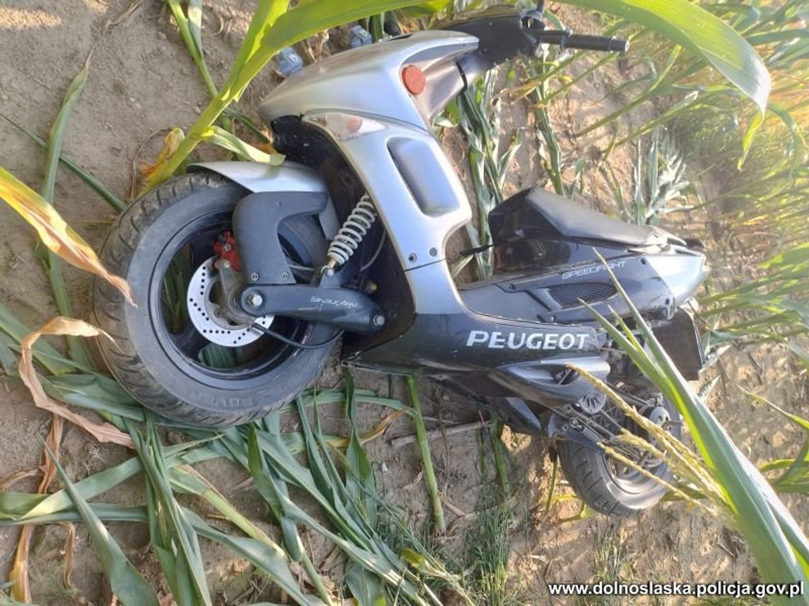 Naćpany 48-latek uciekał skuterem policji. Miał pięć zakazów jazdy i był poszukiwany do odsiadki Naćpany 48-latek uciekał skuterem policji. Miał pięć zakazów jazdy i był poszukiwany do odsiadki