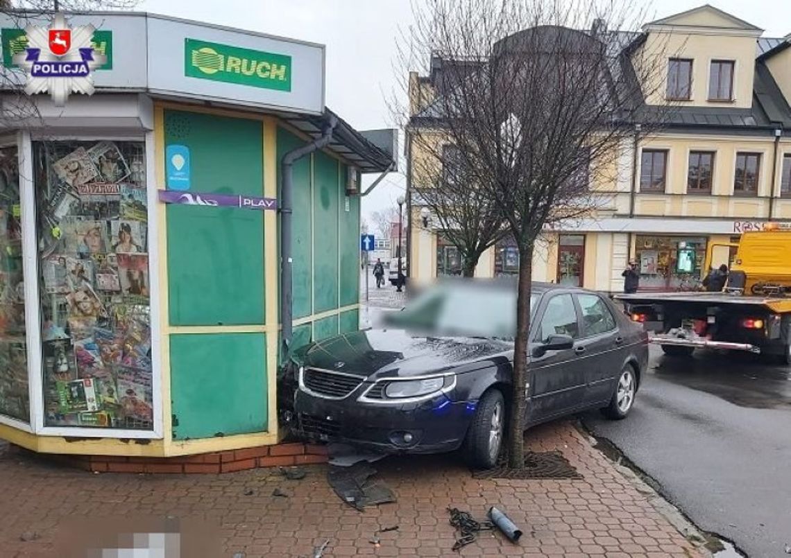 Naćpany kierowca jechał drogą pod prąd i uderzył w kiosk Ruchu