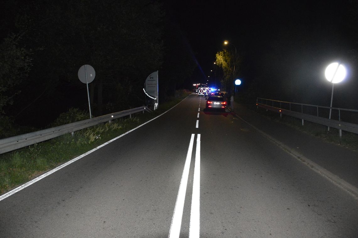 Nagle zszedł z chodnika na jezdnię. 61-latek został śmiertelnie potrącony Nagle zszedł z chodnika na jezdnię. 61-latek został śmiertelnie potrącony