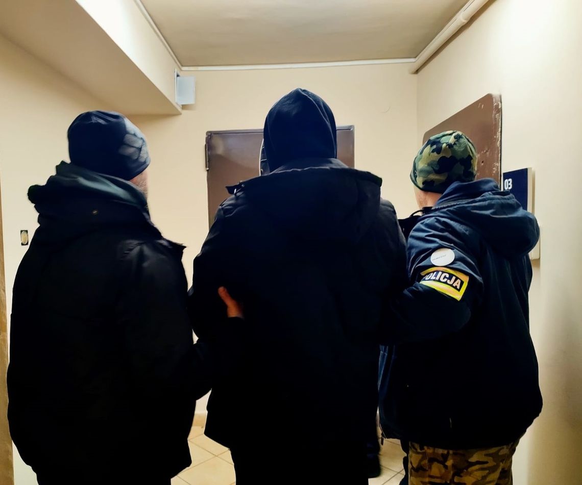 Napadał nieletnich i ich okradał. 32-latek sprawcą serii rozbojów, grozi mu nawet 20 lat więzienia