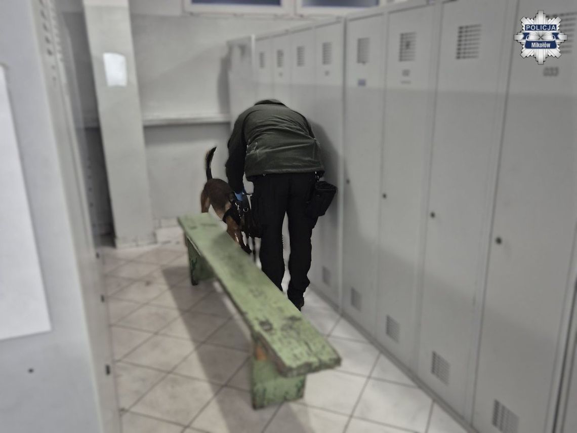 Narkotyki w szafce pracowniczej. Pseudokibic urządził sobie magazyn w zakładzie pracy