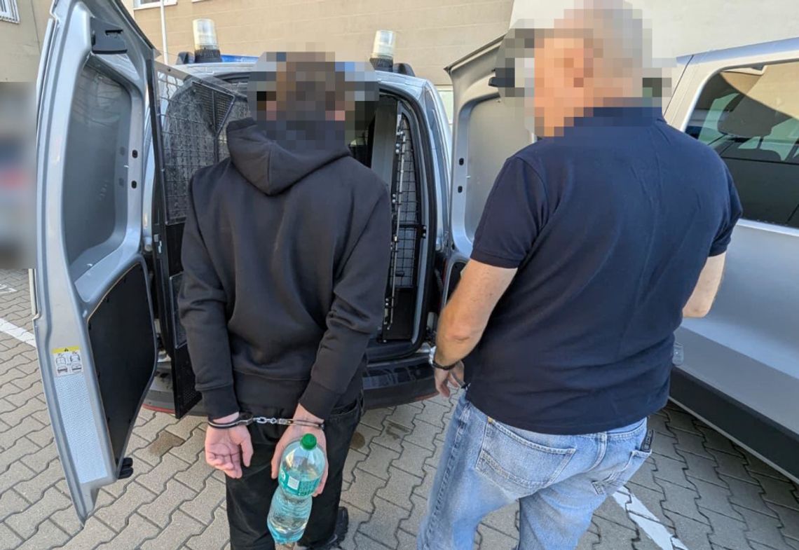 Nastolatkowie strzelali z wiatrówek do namiotów bezdomnych. Jeden z mężczyzn trafił do szpitala Nastolatkowie strzelali z wiatrówek do namiotów bezdomnych. Jeden z mężczyzn trafił do szpitala