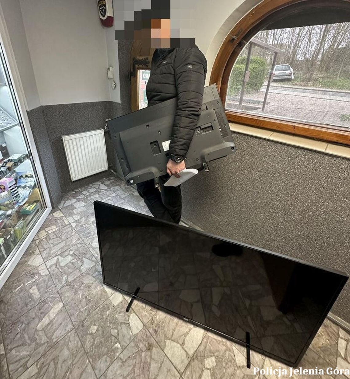 Nie oszczędził własnej babci. 30-latek włamywał się i kradł przez cztery miesiące