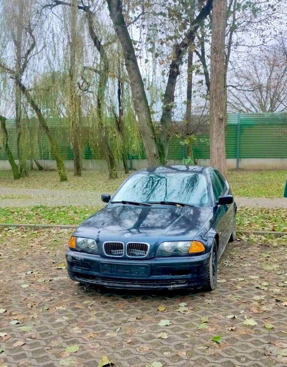 Nie szanował polskiego prawa i doigrał się po kradzieży starego BMW. Mołdawianin został deportowany