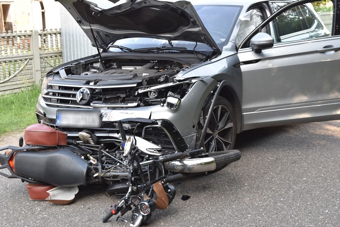 Nie ustąpił pierwszeństwa i wjechał przed maskę osobówki. 36-latek zginął na miejscu