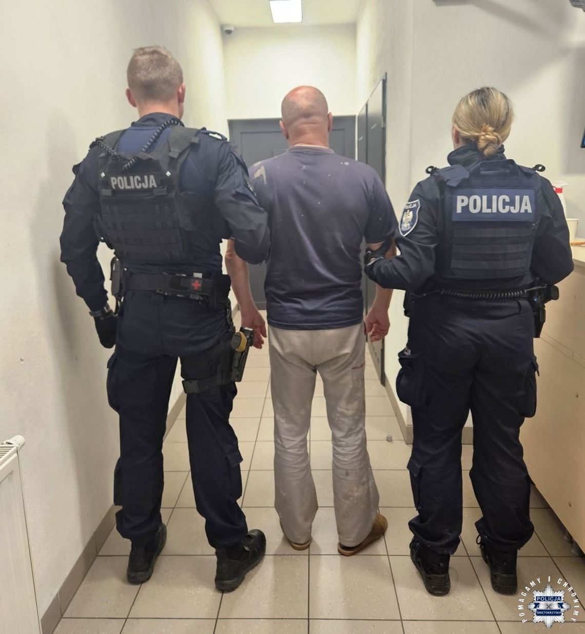 Nie zatrzymał się na punkcie kontroli trzeźwości. Policjanci rozpoczęli pościg Nie zatrzymał się na punkcie kontroli trzeźwości. Policjanci rozpoczęli pościg