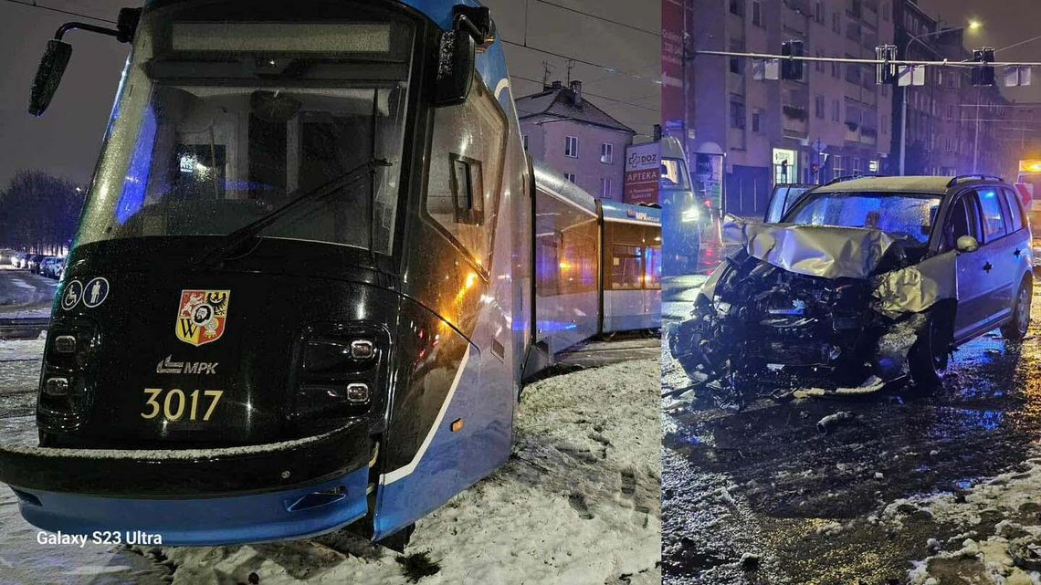 Nie żyje mężczyzna przewożony w bagażniku. W trakcie pościgu auto zderzyło się z tramwajem