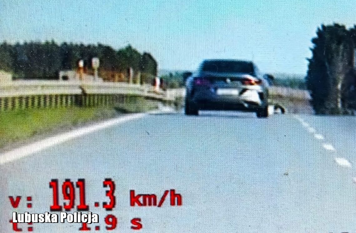 Niebezpieczna prędkość na drodze ekspresowej. Kierowca BMW miał na liczniku prawie 200 Niebezpieczna prędkość na drodze ekspresowej. Kierowca BMW miał na liczniku prawie 200