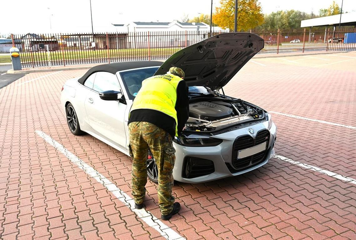 Niemiec wjeżdżał do Polski BMW poszukiwanym w jego kraju. Interweniowała Straż Graniczna Niemiec wjeżdżał do Polski BMW poszukiwanym w jego kraju. Interweniowała Straż Graniczna