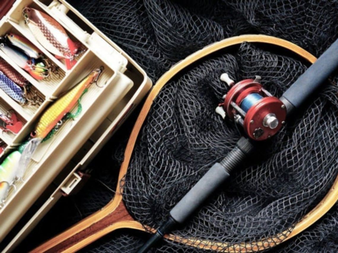 Niezbędnik każdego wędkarza – sprawdź co musisz zabrać ze sobą na ryby Niezbędnik każdego wędkarza – sprawdź co musisz zabrać ze sobą na ryby