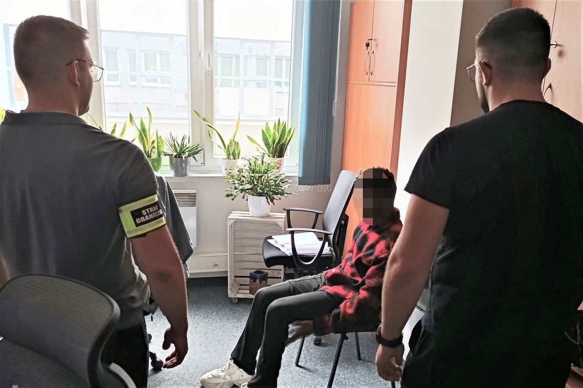 Nigeryjczyk z podrobioną polską kartą pobytu zatrzymany w Krakowie. Kupił dokument za 2 tysiące euro
